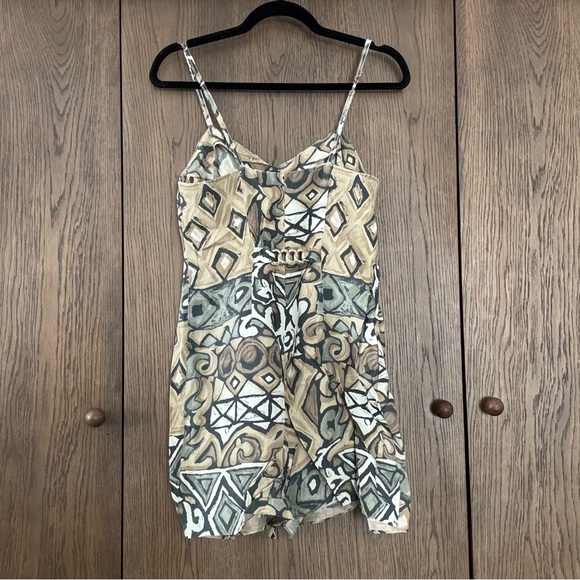 Vintage pattern romper - Picture 2 of 5